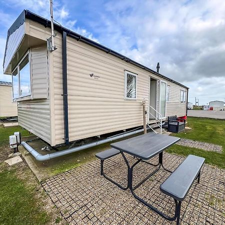 Modern 6 Berth Caravan With Wifi At St Osyth Beach In Essex Ref 28051Fv Clacton-on-Sea Bagian luar foto