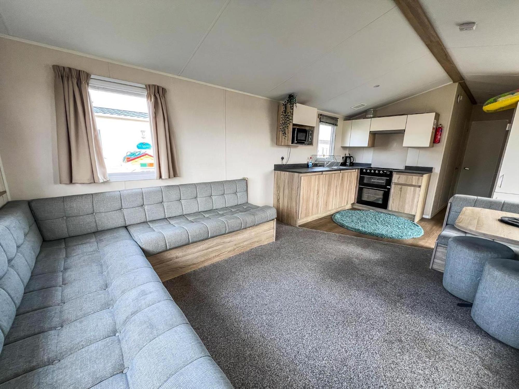 Modern 6 Berth Caravan With Wifi At St Osyth Beach In Essex Ref 28051Fv Clacton-on-Sea Bagian luar foto